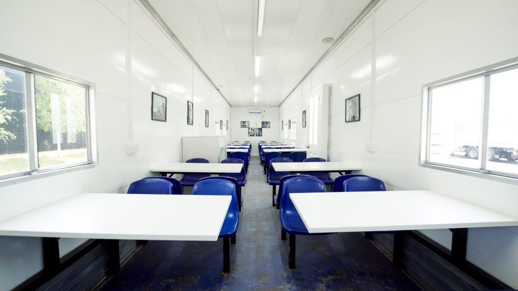 Dining Bus